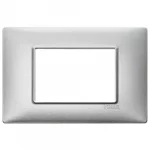 14653.27 Placa (rama) decorativa PLANA, 3 module, culoarea Silver