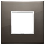 рамка декоративная для модульного выключателя и розетки