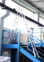 Scara telescopica de dimensiuni mari