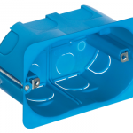 71703  (GW 850 °C) встраиваемая коробка-подрозетник на 3 модуля для гипсокартона