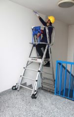 Scara cu platforma 360 °